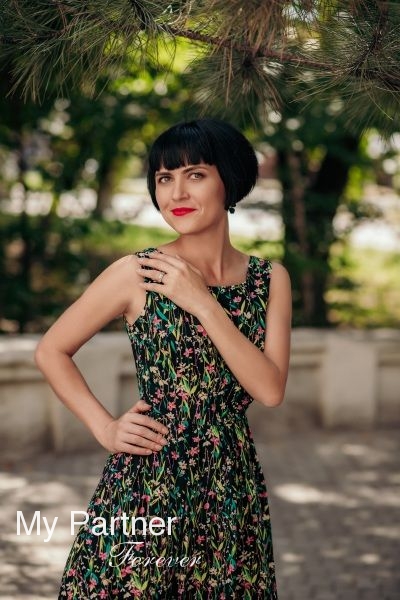 Dating Site to Meet Single Ukrainian Girl Irina from Zaporozhye, Ukraine