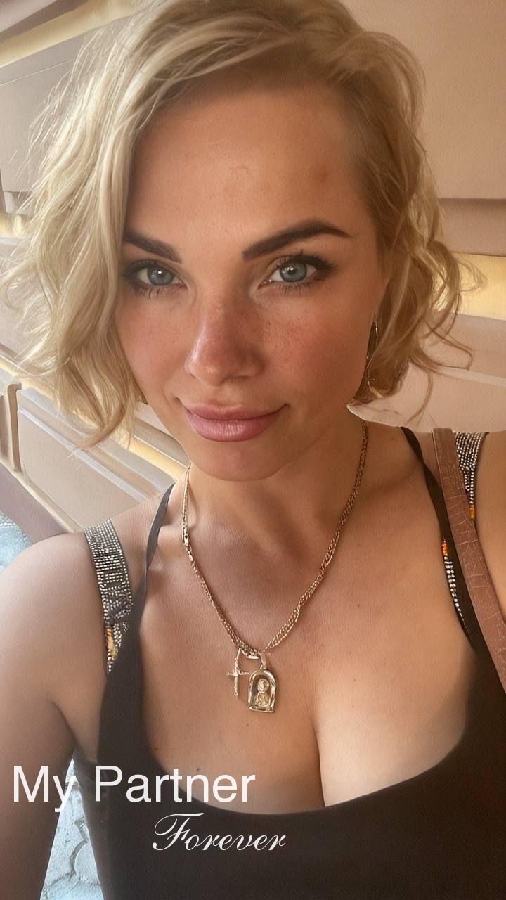 Dating Site to Meet Single Ukrainian Lady Anzhela from Lutsk, Ukraine