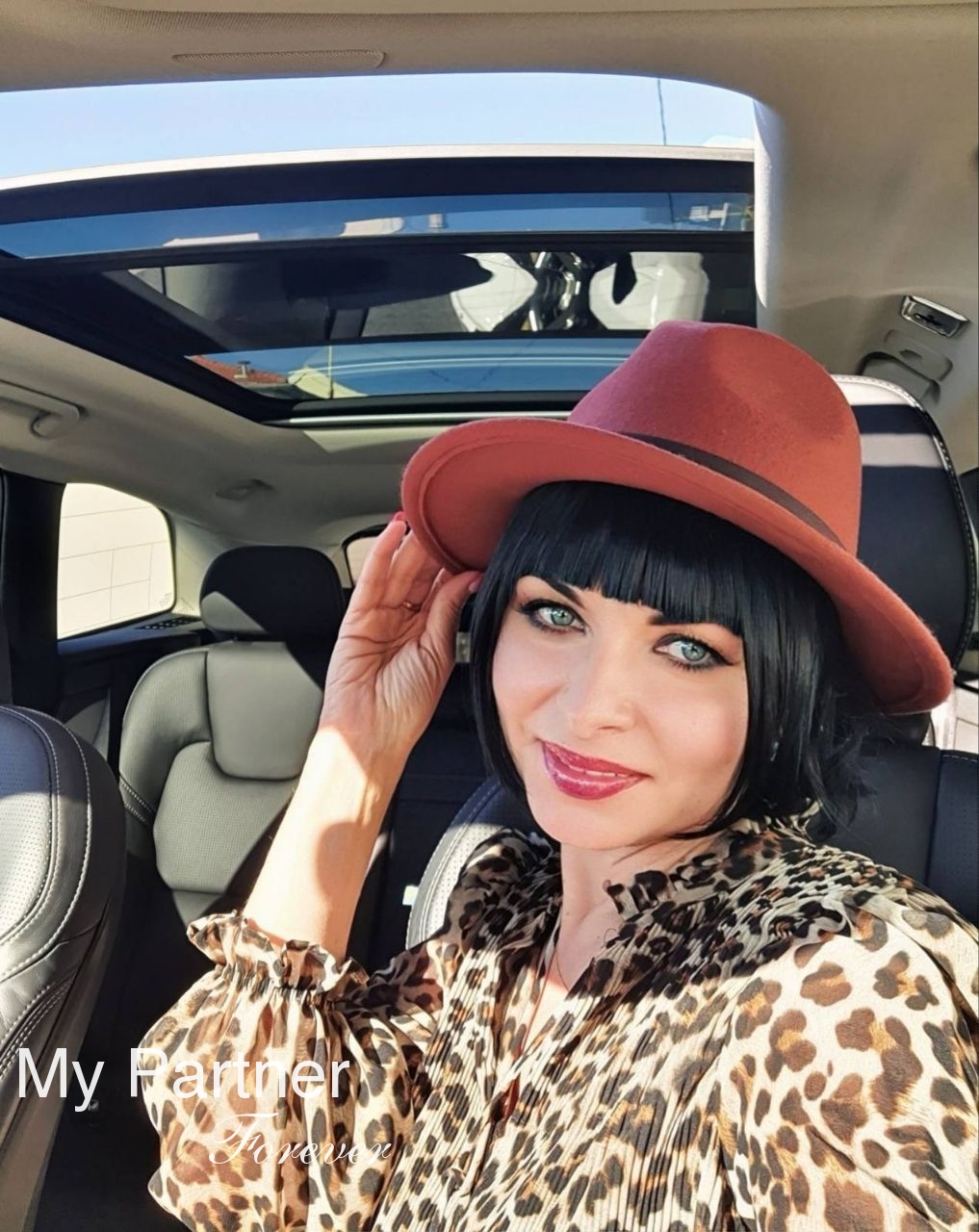 Dating Site to Meet Single Ukrainian Lady Svetlana from Kharkov, Ukraine