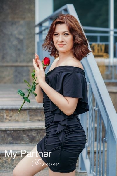 Dating Site to Meet Single Ukrainian Woman Yuliya from Zaporozhye, Ukraine