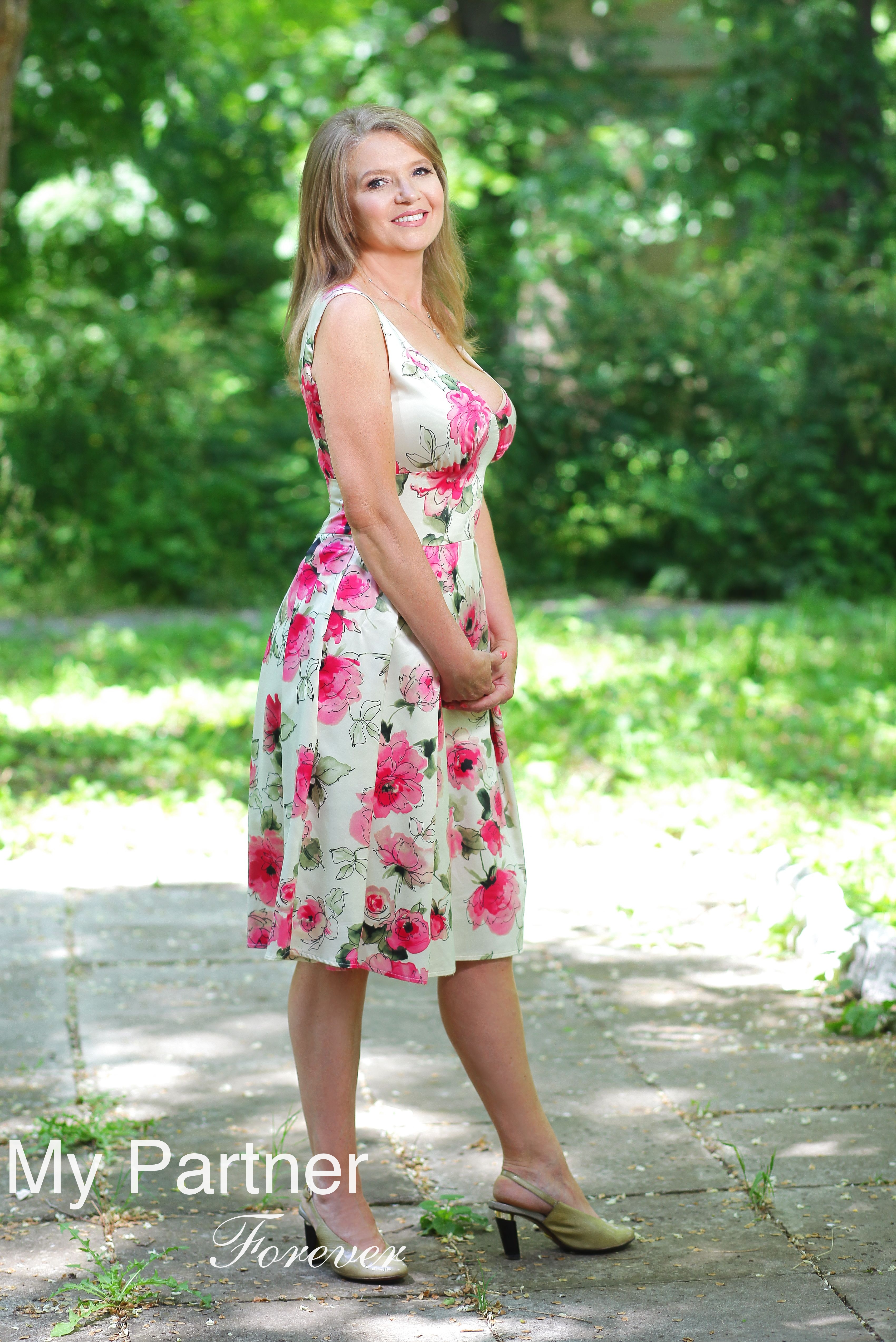 Dating Site to Meet Stunning Ukrainian Girl Irina from Odessa, Ukraine