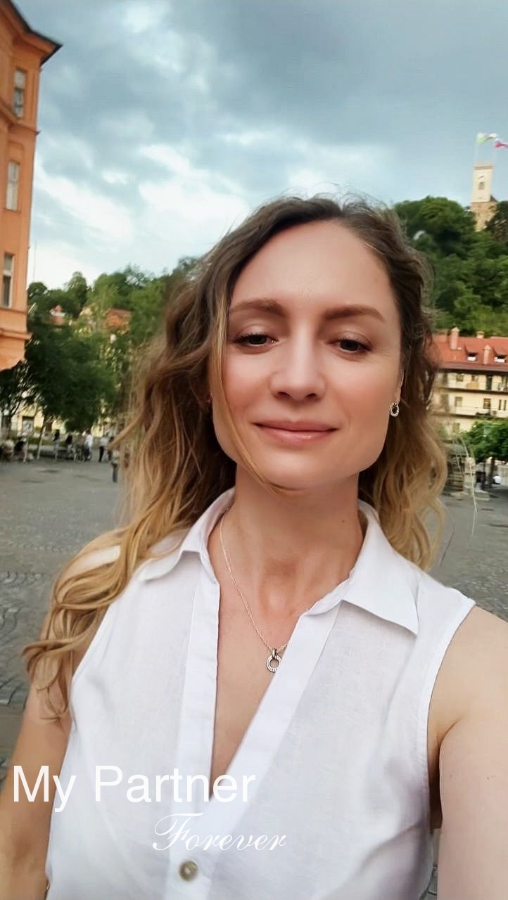 Dating Site to Meet Stunning Ukrainian Lady Tatiyana from Vinnitsa, Ukraine