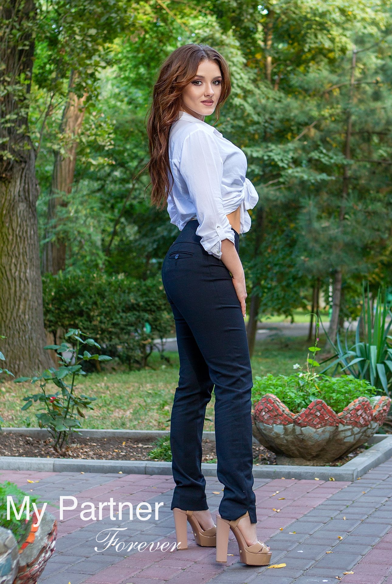 Dating with Beautiful Ukrainian Lady Marina from Odessa, Ukraine