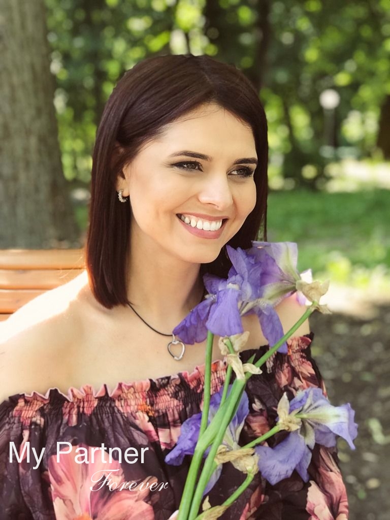 Dating with Gorgeous Ukrainian Woman Olga from Vinnitsa, Ukraine