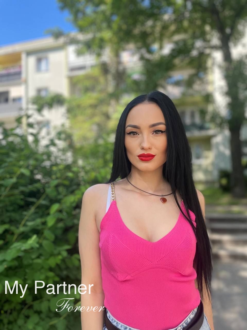 Dating with Pretty Ukrainian Lady Yana from Dniepropetrovsk, Ukraine