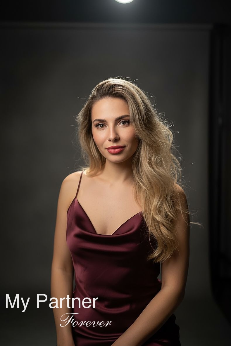 Dating with Sexy Russian Lady Margarita from Almaty, Kazakhstan