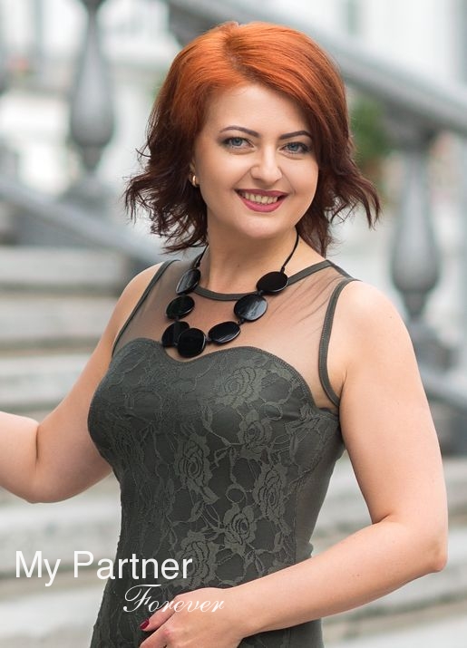 Dating with Sexy Ukrainian Lady Irina from Poltava, Ukraine