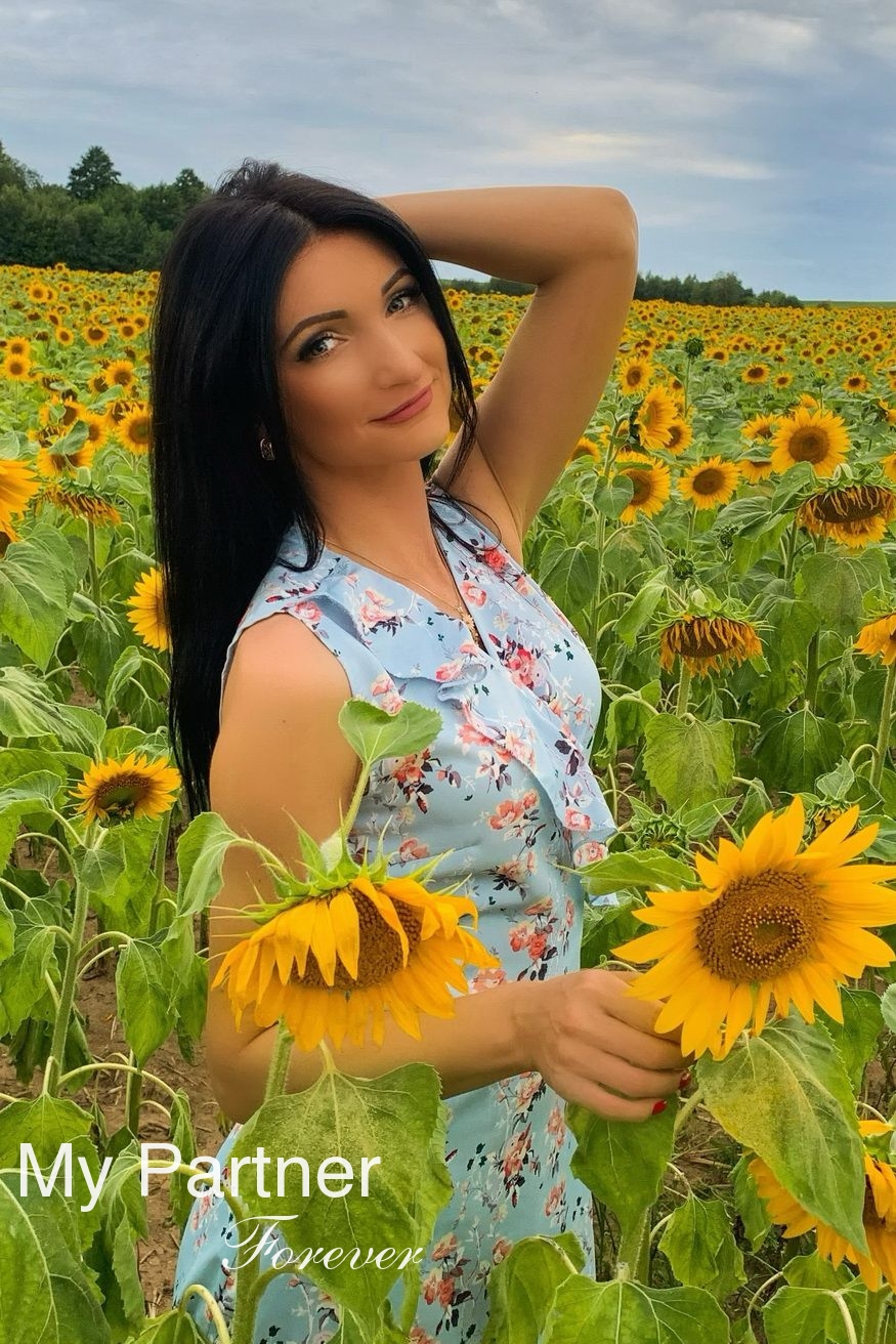 Dating with Single Belarusian Lady Irina from Grodno, Belarus