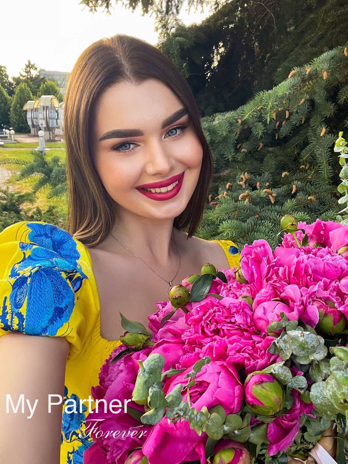Dating with Stunning Ukrainian Girl Ekaterina from Vinnitsa, Ukraine