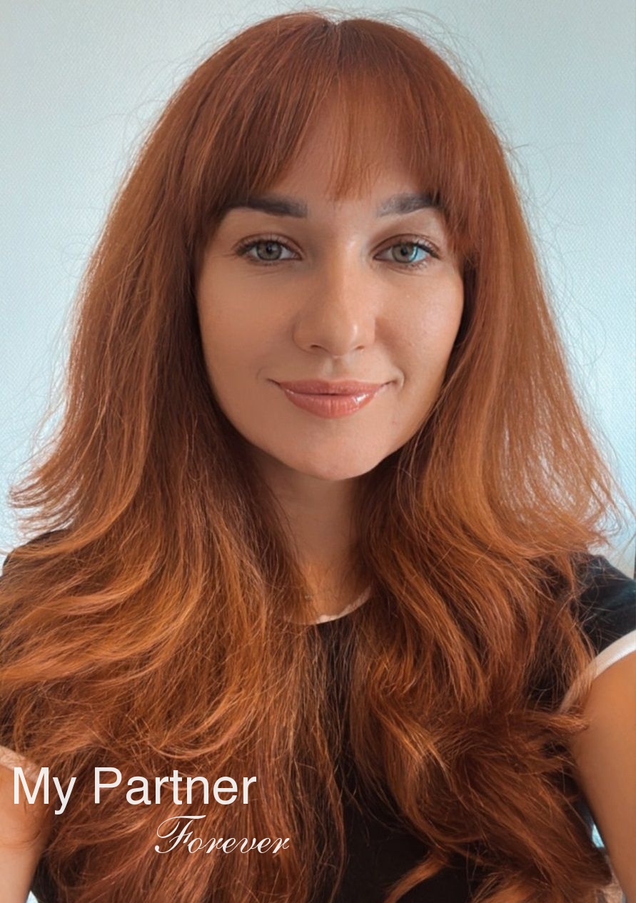 Dating with Ukrainian Girl Marina from Nikolaev, Ukraine