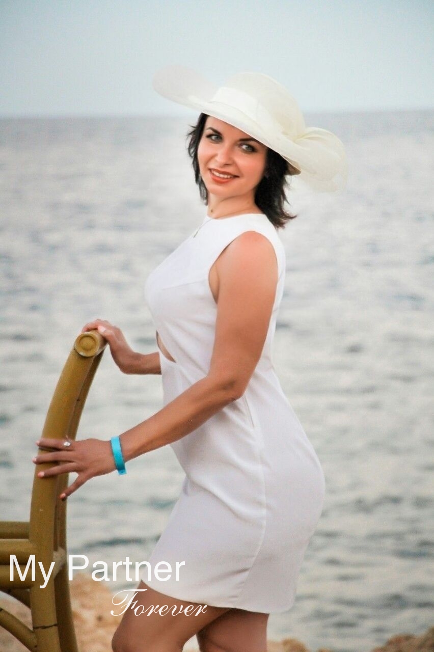 Dating with Ukrainian Lady Svetlana from Kharkov, Ukraine