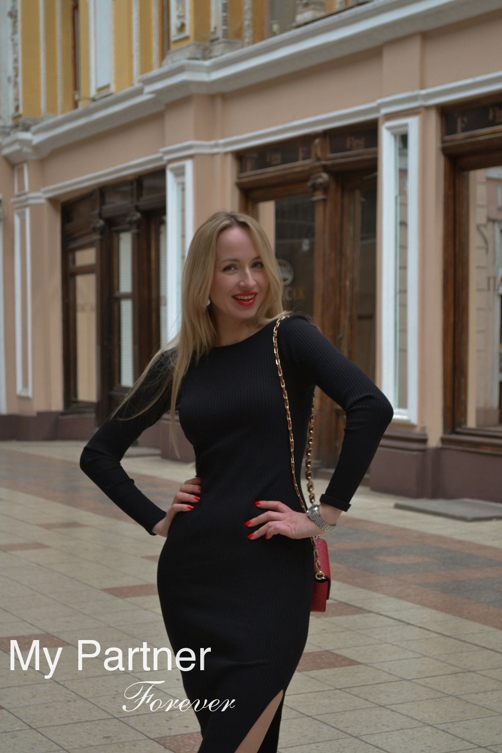 Dating with Ukrainian Woman Valentina from Odessa, Ukraine