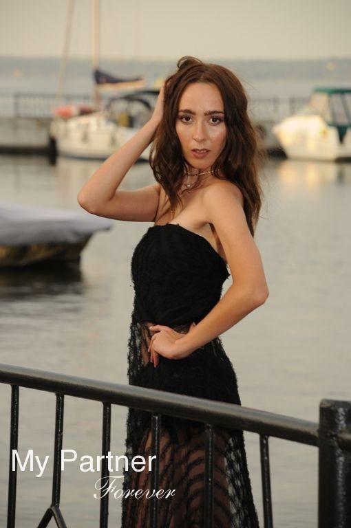 Datingsite to Meet Beautiful Ukrainian Lady Alena from Melitopol, Ukraine