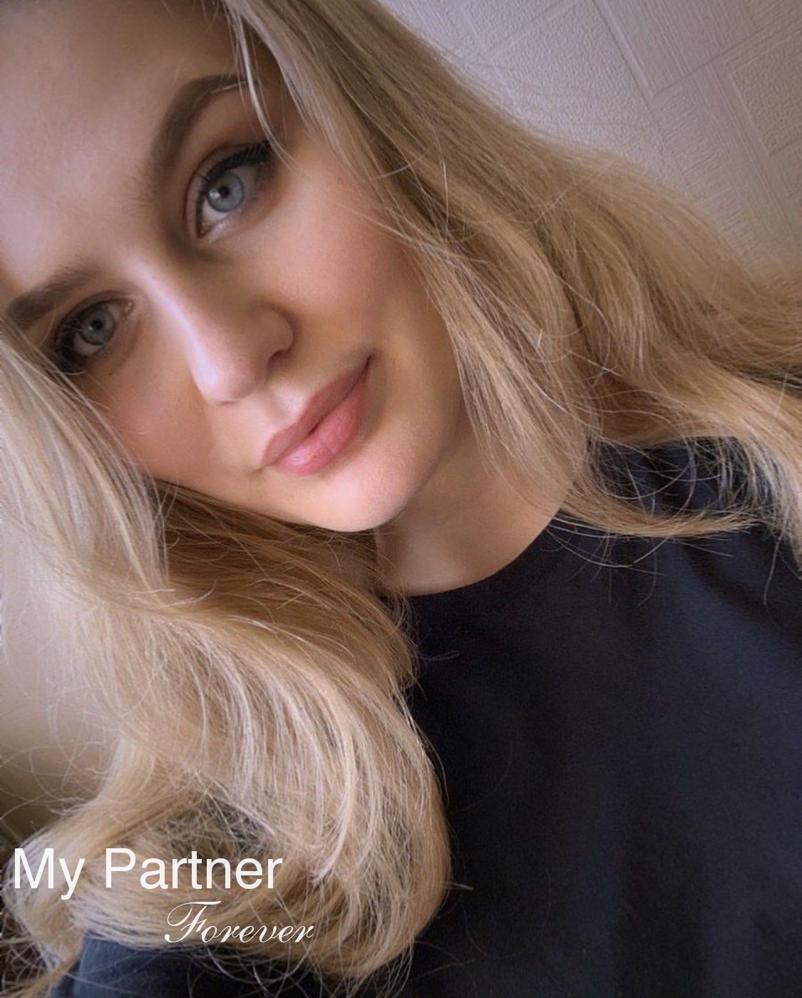 Datingsite to Meet Charming Ukrainian Girl Ulyana from Kiev, Ukraine