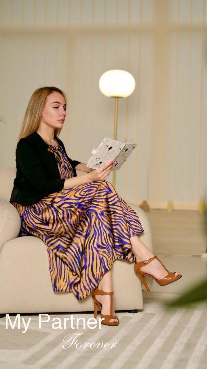 Datingsite to Meet Gorgeous Ukrainian Girl Eva from Kiev, Ukraine