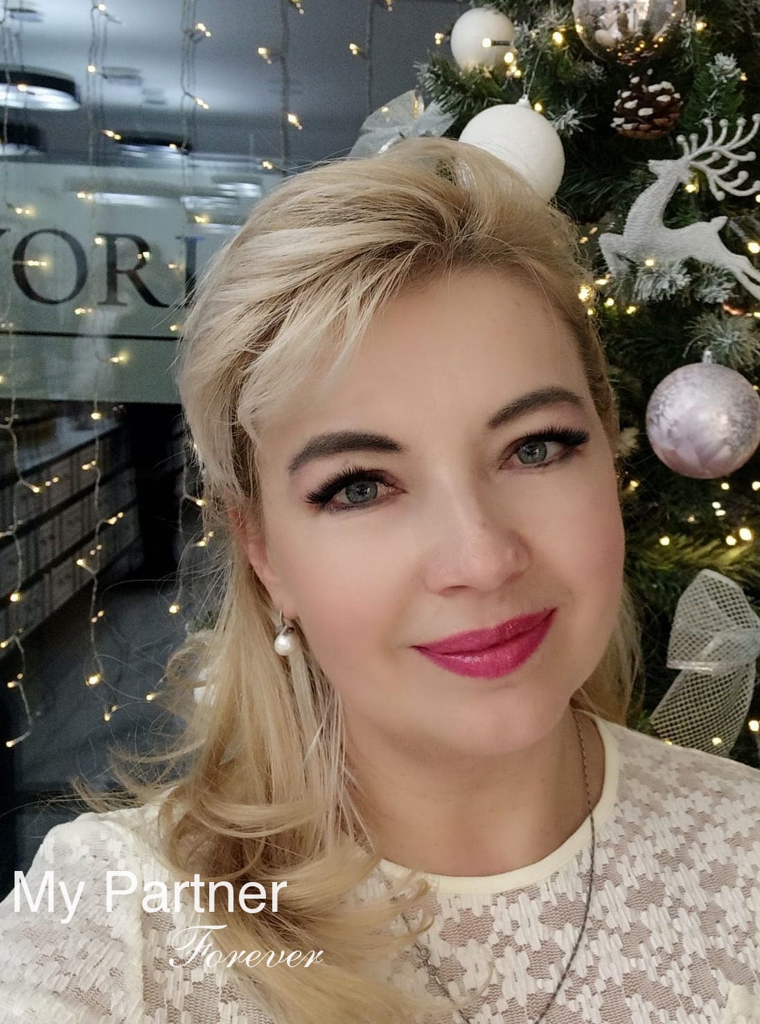 Datingsite to Meet Gorgeous Ukrainian Woman Viktoriya from Rovno, Ukraine