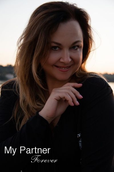 Datingsite to Meet Gorgeous Ukrainian Woman Yuliya from Zaporozhye, Ukraine