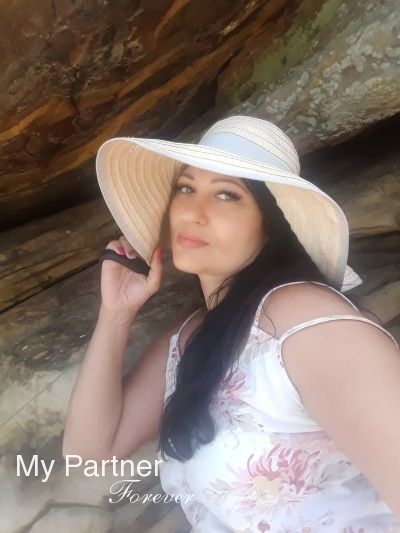 Datingsite to Meet Pretty Ukrainian Girl Svetlana from Zaporozhye, Ukraine