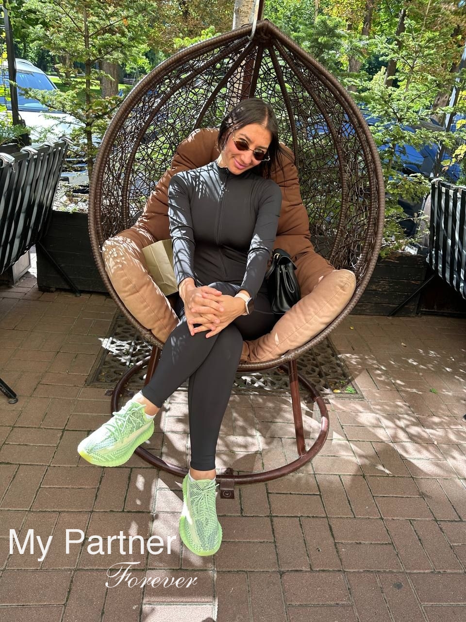 Datingsite to Meet Pretty Ukrainian Lady Lyudmila from Kiev, Ukraine