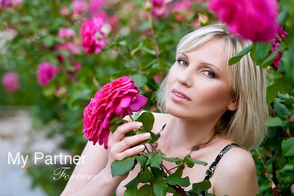 Datingsite to Meet Pretty Ukrainian Woman Alyona from Zaporozhye, Ukraine