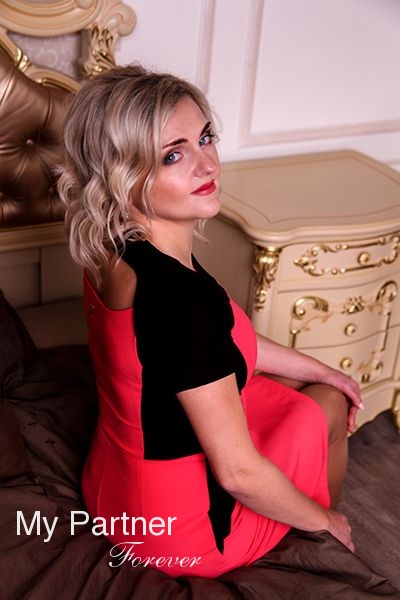 Datingsite to Meet Sexy Russian Woman Marina from Almaty, Kazakhstan