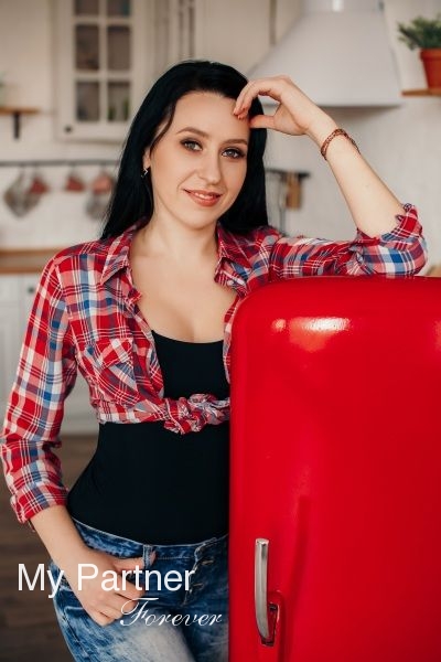 Datingsite to Meet Sexy Ukrainian Lady Elena from Zaporozhye, Ukraine