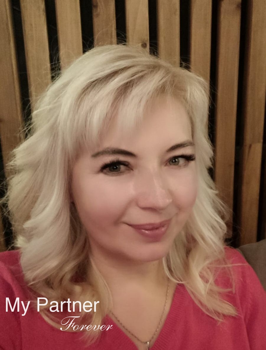 Datingsite to Meet Single Ukrainian Woman Viktoriya from Rovno, Ukraine