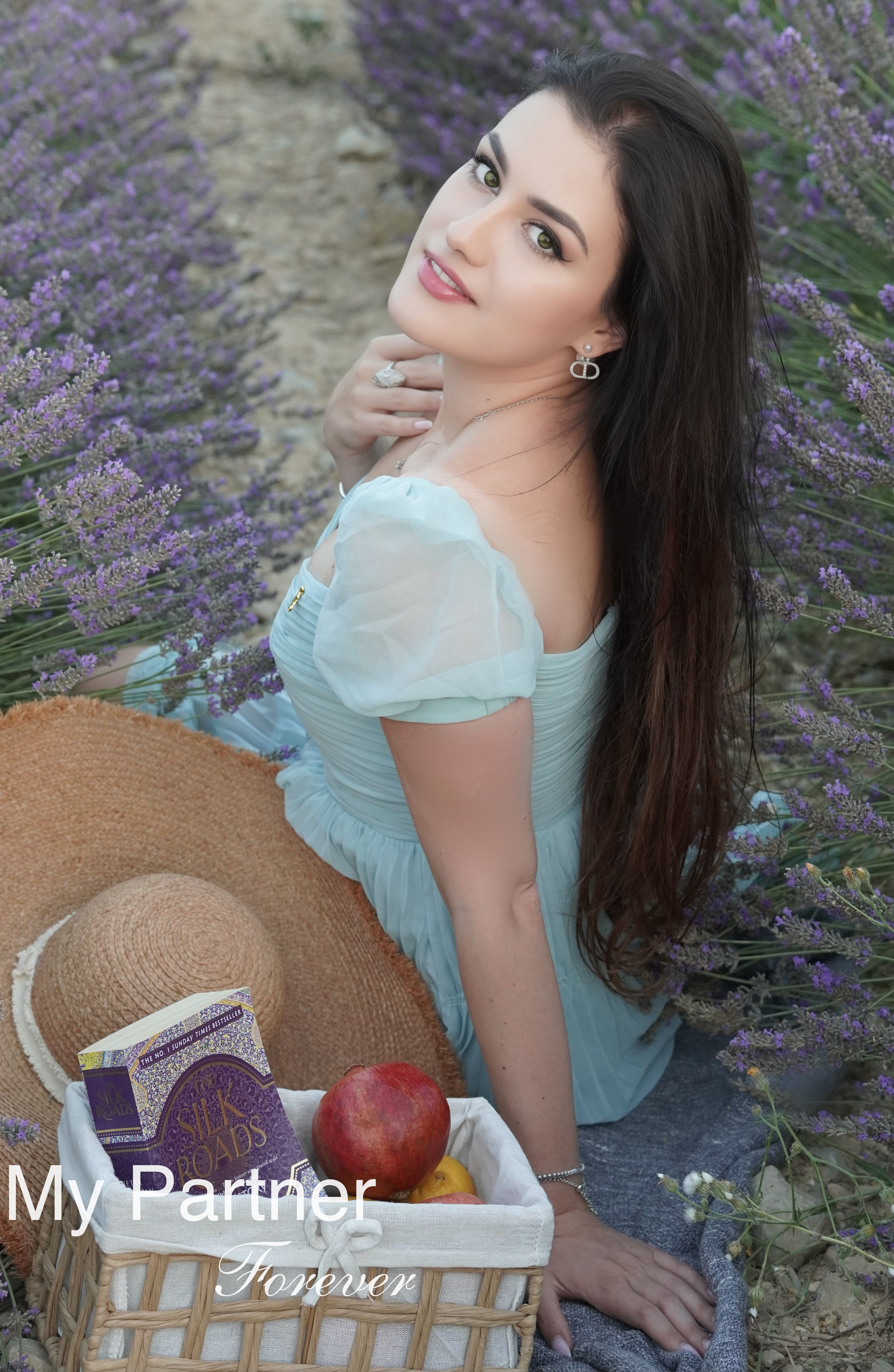 Gorgeous Ukrainian Woman Viktoriya from Vinnitsa, Ukraine