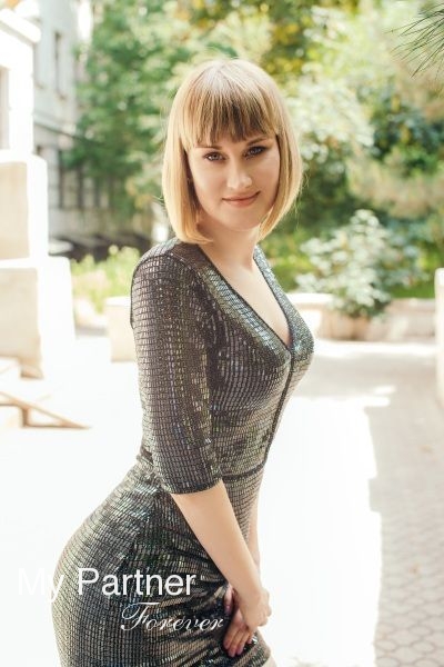 International Marriage Agency Service to Meet Nataliya from Zaporozhye, Ukraine