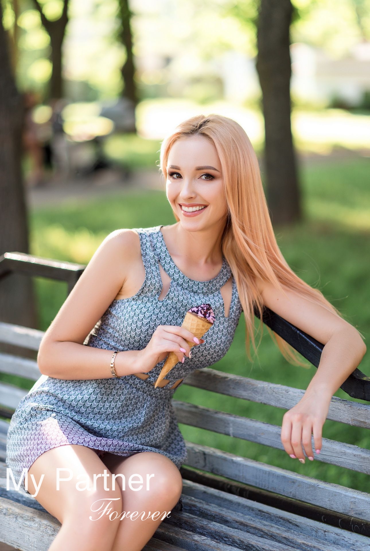 International Matchmaking to Meet Anna from Poltava, Ukraine