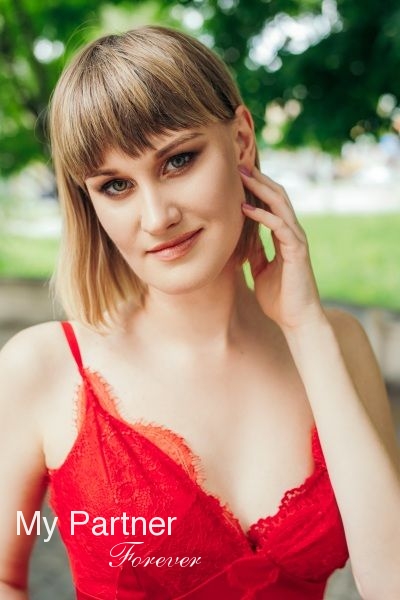 International Matchmaking to Meet Nataliya from Zaporozhye, Ukraine