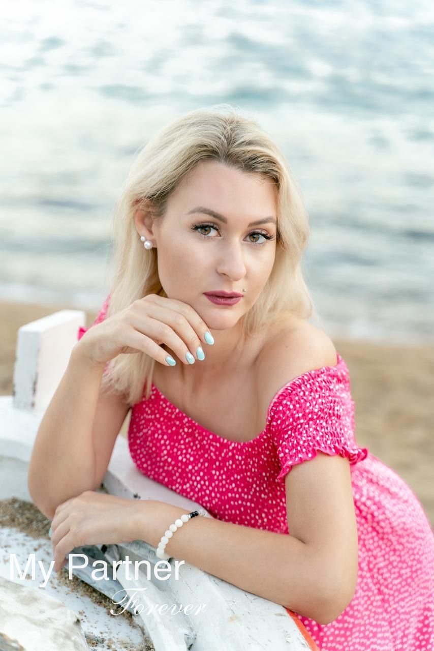 Meet Beautiful Ukrainian Girl Anastasiya from Zaporozhye, Ukraine