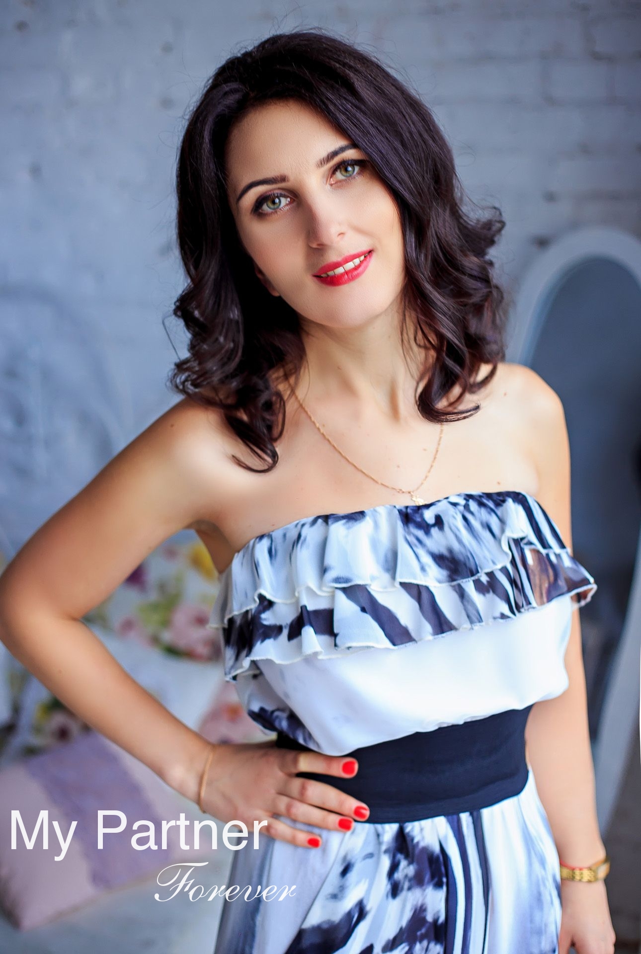 Meet Beautiful Ukrainian Woman Elena from Zaporozhye, Ukraine