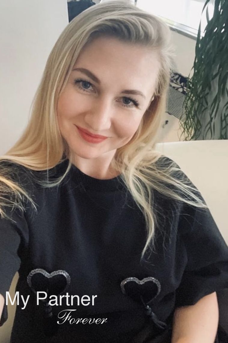 Meet Charming Belarusian Woman Elena from Minsk, Belarus