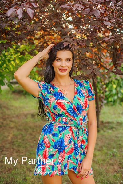 Meet Charming Ukrainian Girl Yana from Zaporozhye, Ukraine