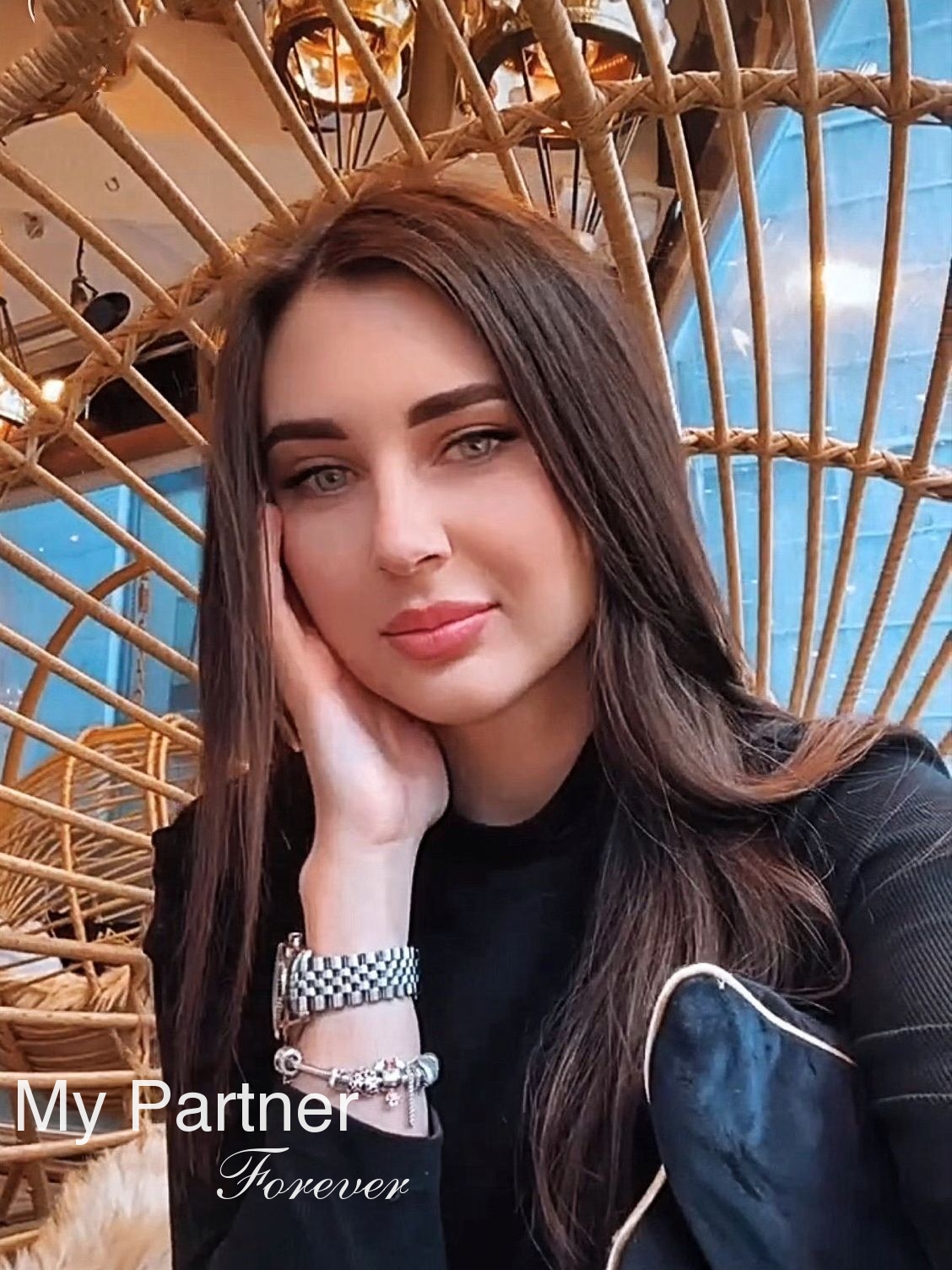 Meet Single Ukrainian Girl Yuliya from Vinnitsa, Ukraine
