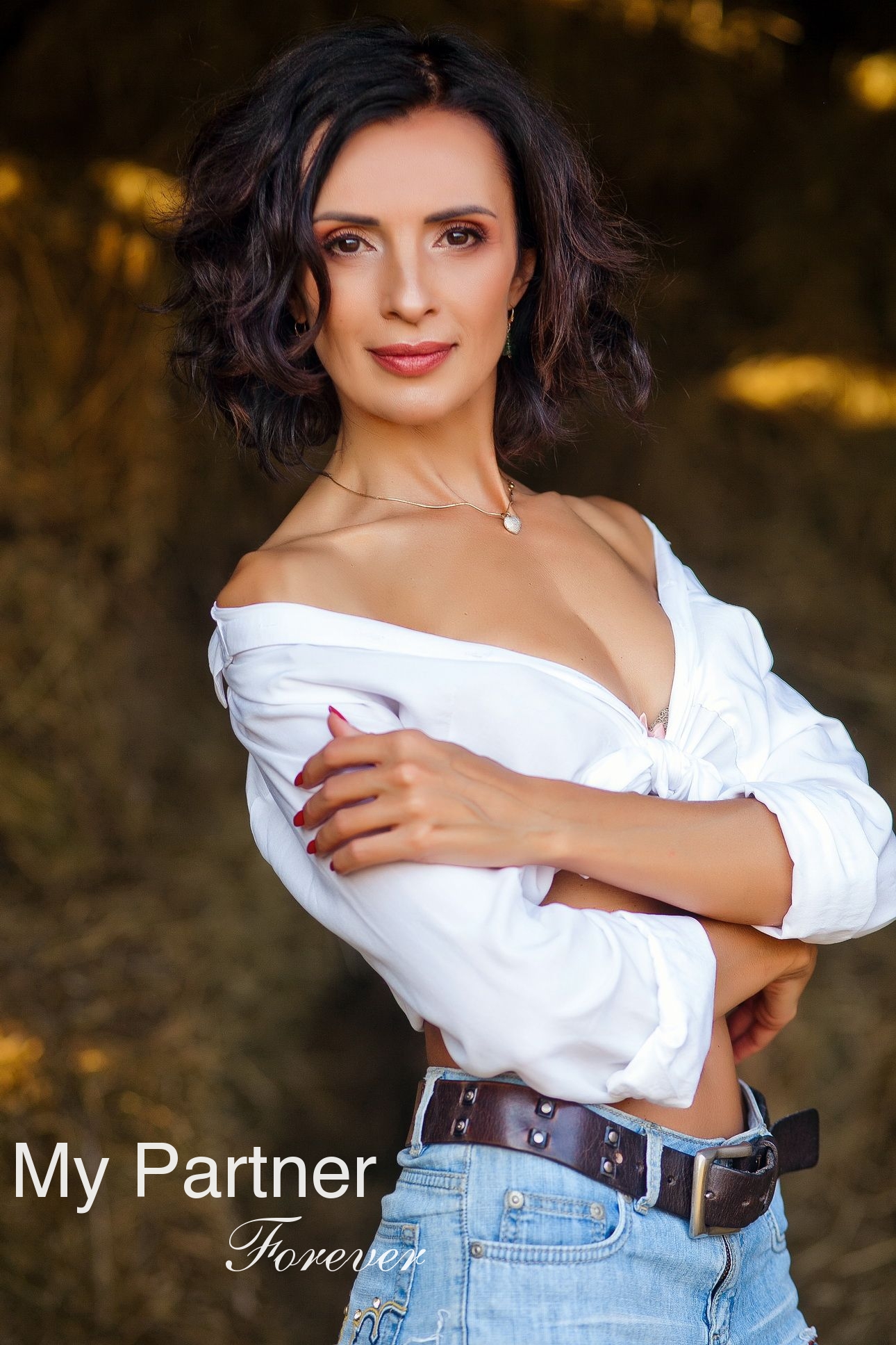 Online Dating with Beautiful Ukrainian Girl Zhanna from Poltava, Ukraine