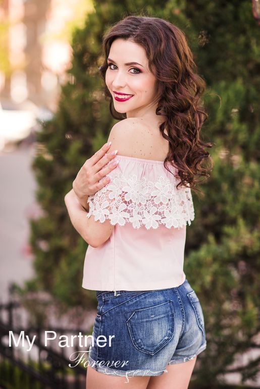 Online Dating with Inna from Poltava, Ukraine