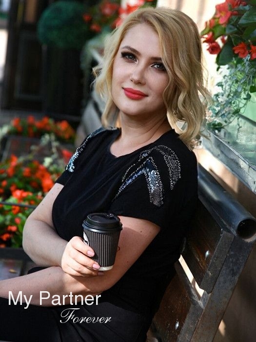 Online Dating with Pretty Russian Girl Inna from Almaty, Kazakhstan