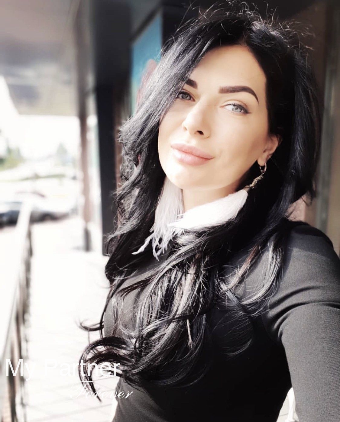 Online Dating with Pretty Ukrainian Girl Anna from Kiev, Ukraine