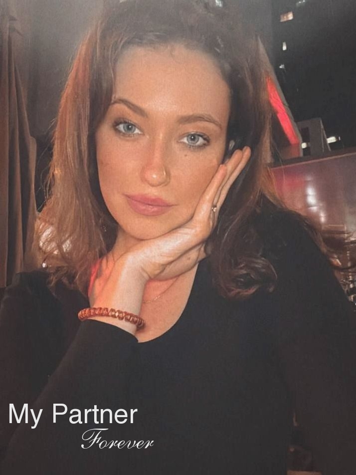 Online Dating with Sexy Ukrainian Woman Ekaterina from Donetsk, Ukraine