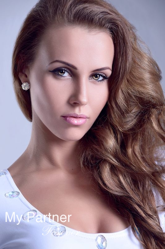 Pretty Ukrainian Bride Valentina from Kiev, Ukraine