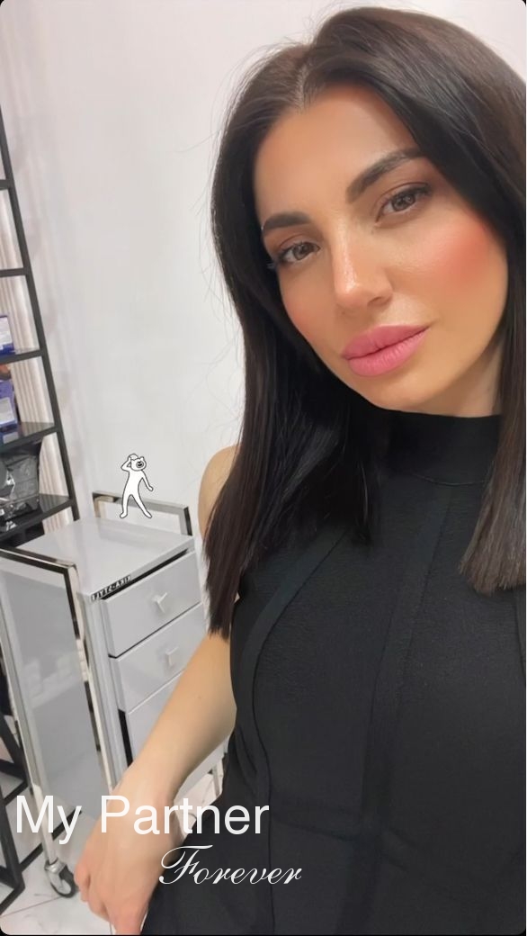 Pretty Ukrainian Girl Gaiane from Kiev, Ukraine