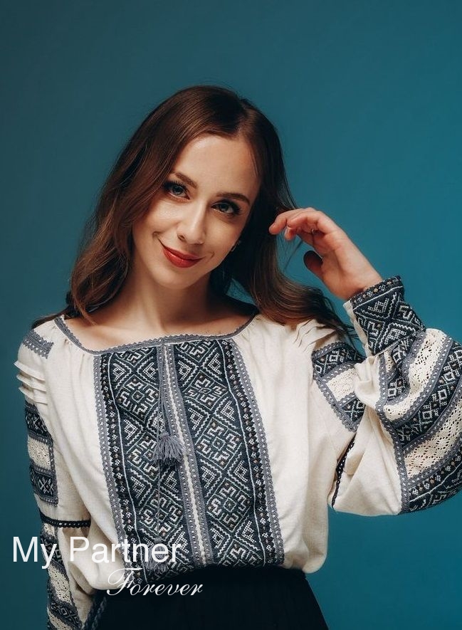 Pretty Ukrainian Lady Oksana from Kiev, Ukraine