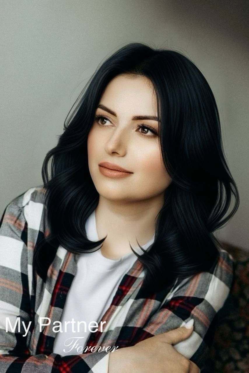 Pretty Woman from Ukraine - Oksana from Vinnitsa, Ukraine