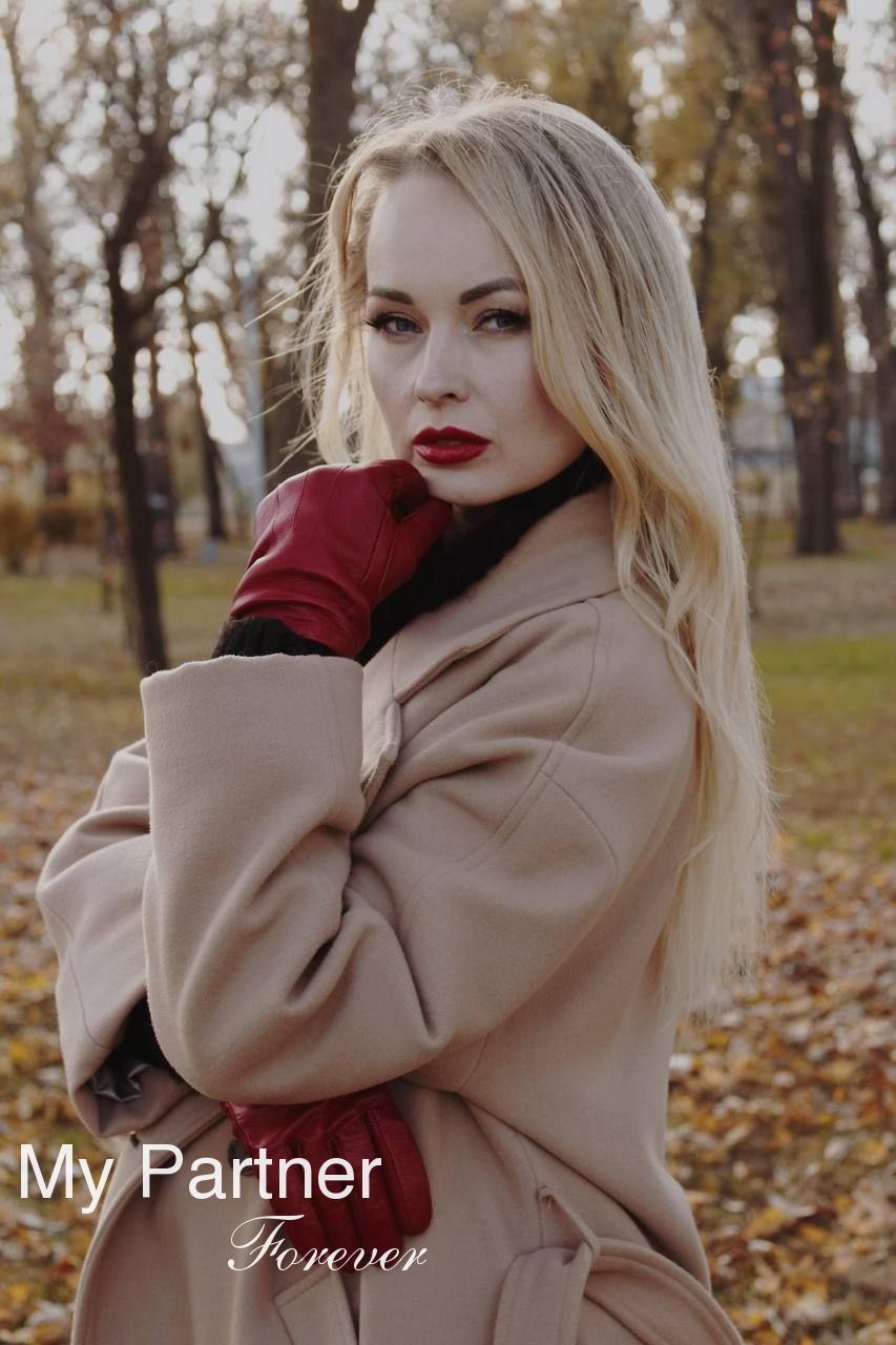 Stunning Woman from Ukraine - Nataliya from Kremenchuk, Ukraine