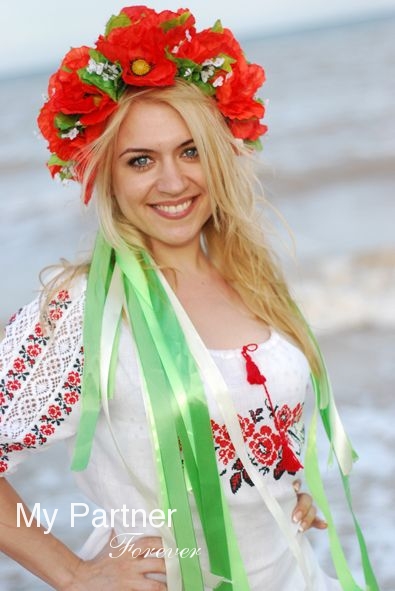 Ukrainian Girl Seeking Marriage - Elena from Melitopol, Ukraine