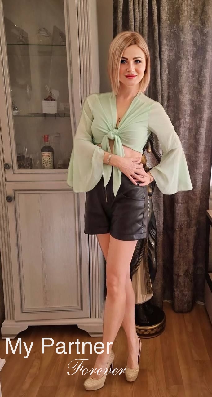 Ukrainian Girl Seeking Men - Nataliya from Sumy, Ukraine