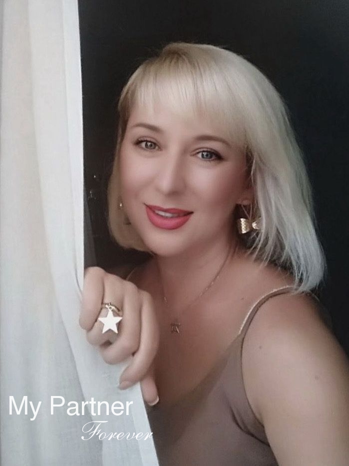 Ukrainian Girls Matchmaking - Meet Stela from Vinnitsa, Ukraine