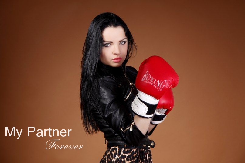 Ukrainian Women Matchmaking - Meet Alena from Vinnitsa, Ukraine